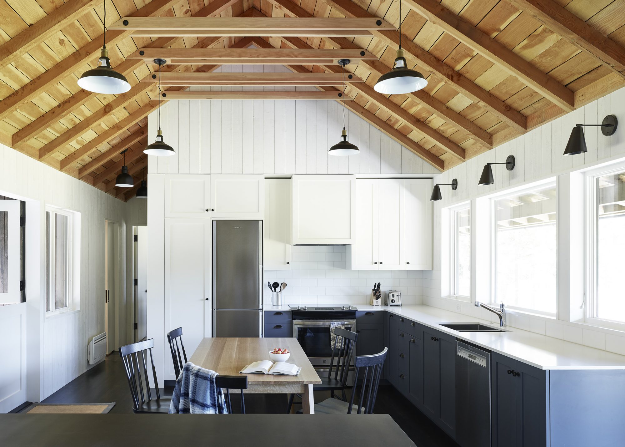 ISLAND CABINS COMMUNAL KITCHEN