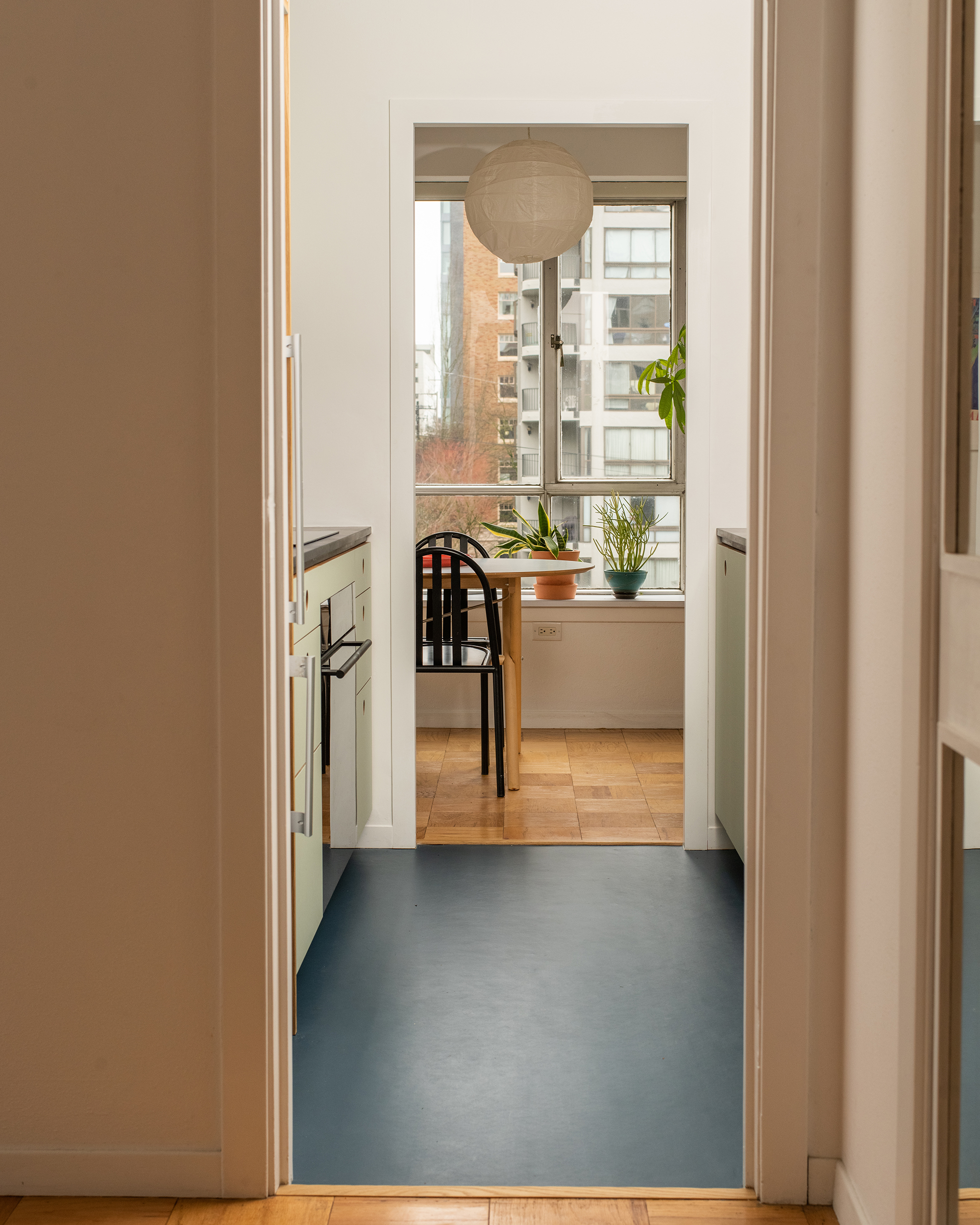 O'C KITCHEN HALLWAY GALLEY